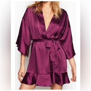 Victoria Secret flounce satin robe Size S